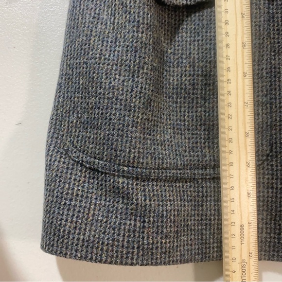 Pendleton Gray Blazer with Tailored Fit and Elbow Patches - Picture 11 of 13